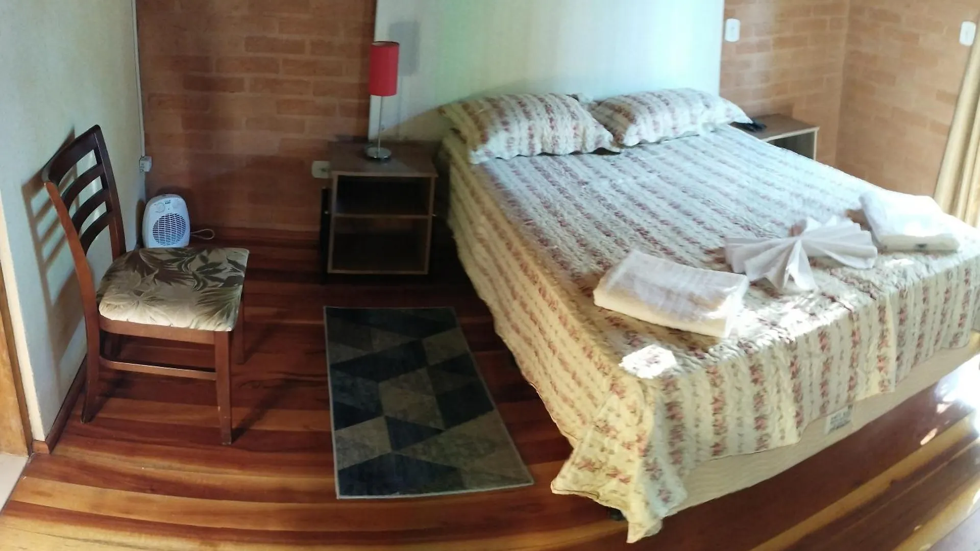 Suites La Reserve Campos do Jordao Bed & Breakfast