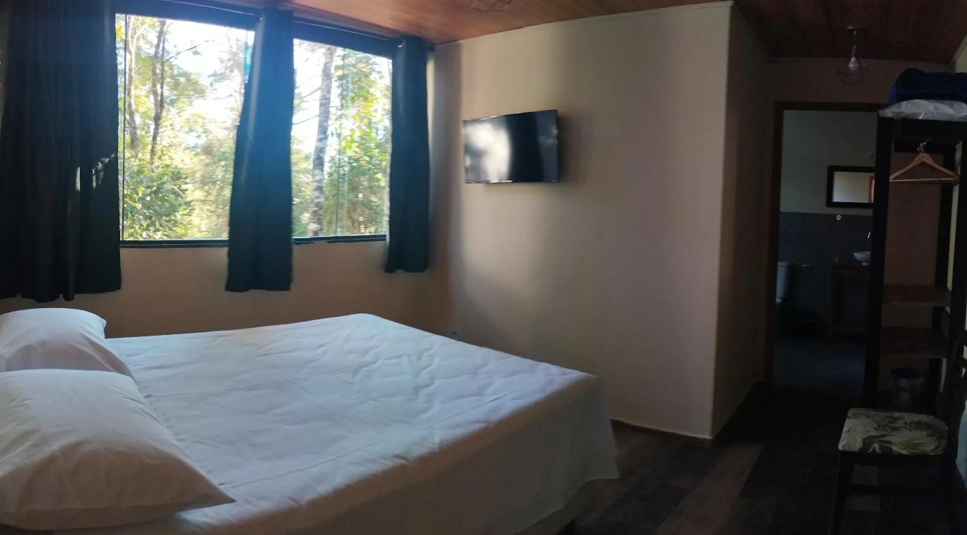 Bed & Breakfast Suites La Reserve Campos do Jordão Brasilien